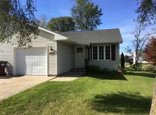 460 Kennedy St, Marengo, IL 60152