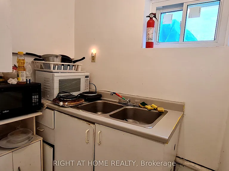 55 Littleleaf Dr #D — Photo 5