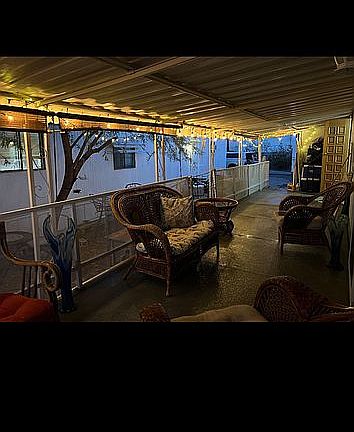 2nd image of 268 Lakeshore Blvd #532