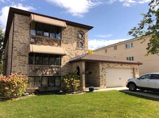 8841 N Chester Ave #2, Niles, IL 60714