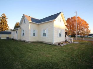 202 S Main St, Kennard, IN