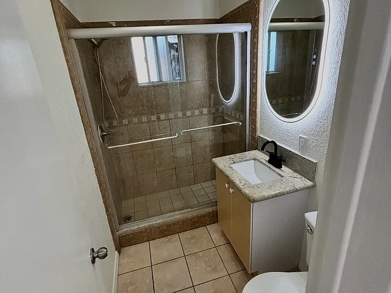 2821 Missouri Ave #B — Photo 9