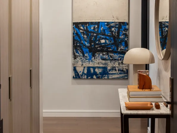 125 Greenwich Street image 3 of 14