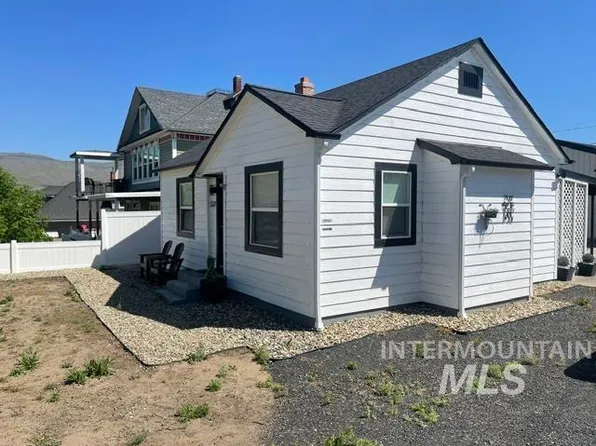 527 26th St, Lewiston, ID 83501