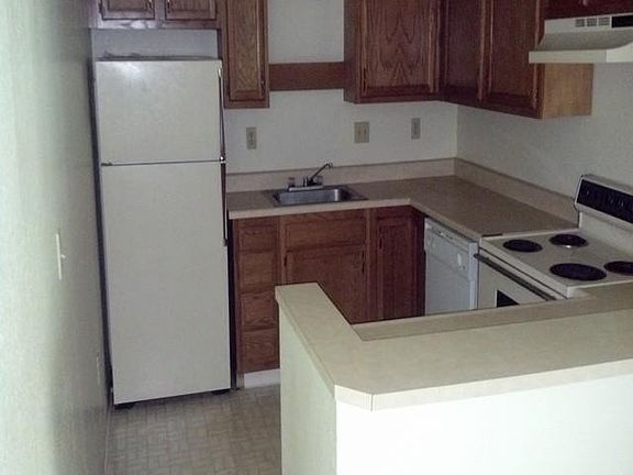 5th image of 3368 Devonwood Hills Dr NE