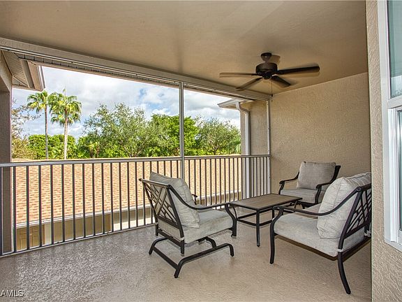 2nd image of 10220 Washingtonia Palm Way APT 1826