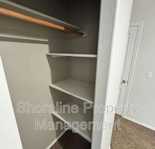 511 Diamond Lake St — Photo 85