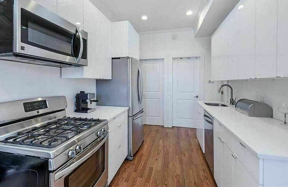 1st image of 508 Lafayette Ave #3A