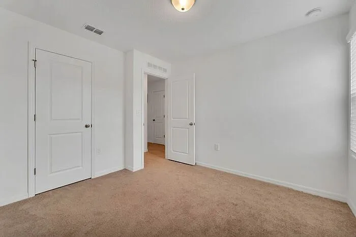 840 Grandin St — Photo 18