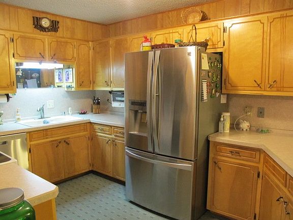 4th image of 309 Edgewood Dr