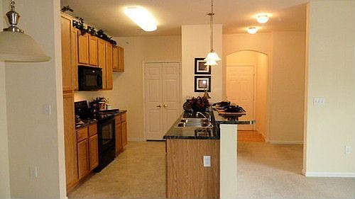 3rd image of 39 Kassebaum Ln APT 107