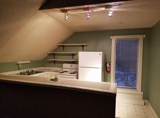 330 School St #B, Bennington, VT 05201