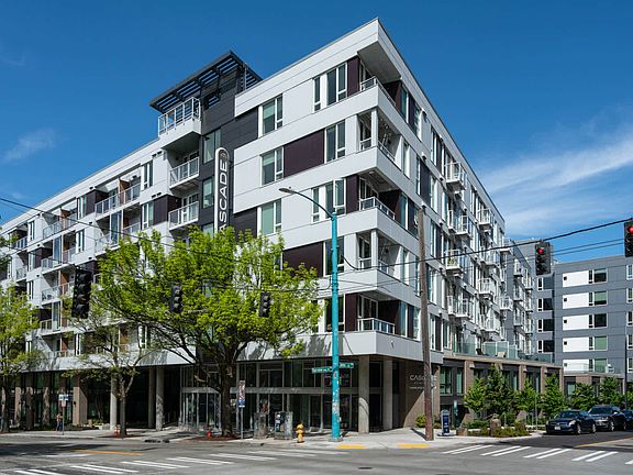 Cascade Apartments Exterior