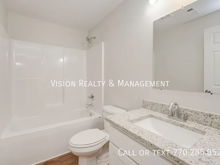 102 Sewell Rd #5 — Photo 13
