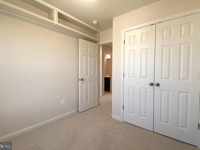 105 Gristmill Ct — Photo 26