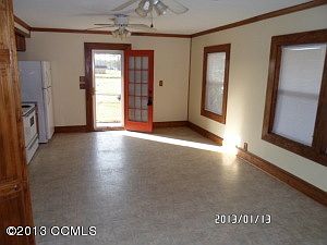4th image of 2158 Live Oak St