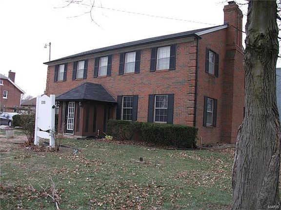 3rd image of 2350 Benton St