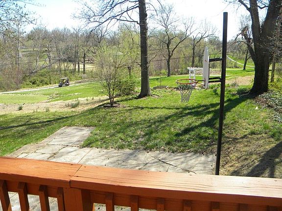 4th image of 8054 Audrain Dr