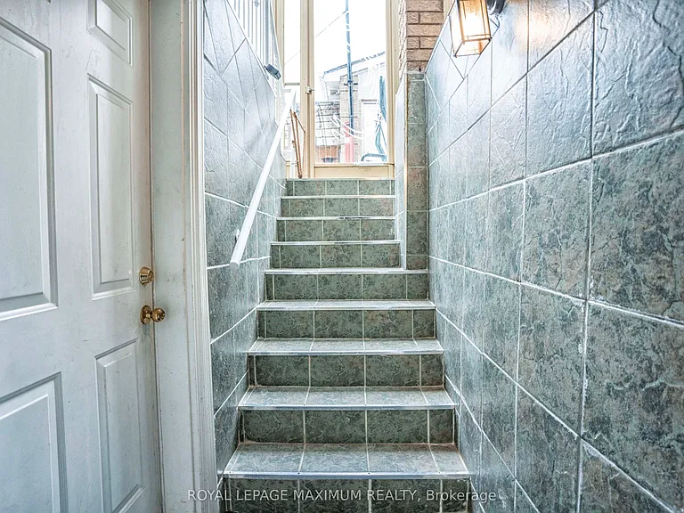 641 Caledonia Rd #BASEMENT — Photo 8