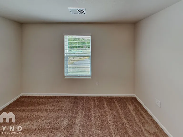 7124 Galway City St — Photo 12