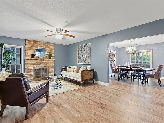 5th image of 9602 El Patio Dr