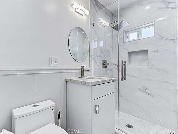 4th image of 3305 Highland Ave
