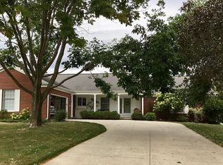 303 Andover Ln SE, Cedar Rapids, IA 52403