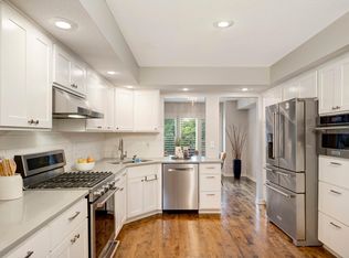 7088 Cahill Rd, Edina, MN 55439