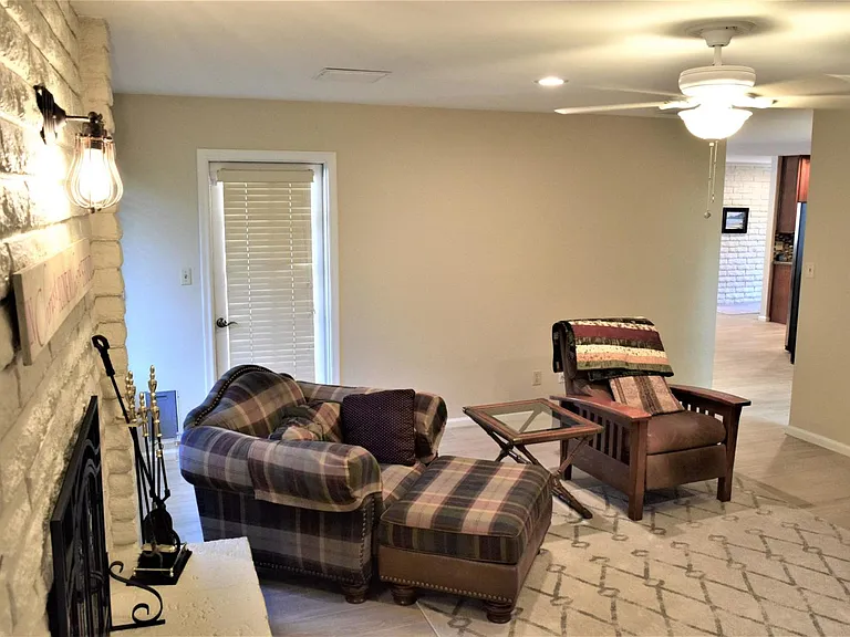 4532 W Corrine Dr — Photo 13