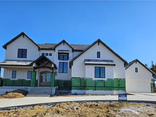 21383 W 93rd Ct, Lenexa, KS 66220