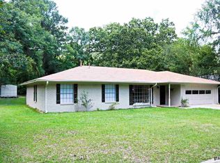 1911 Friendly Ave, Mt Pleasant, TX 75455