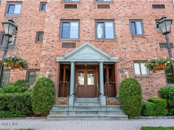 11 Lafayette Ct APT 1C, Greenwich, CT 06830