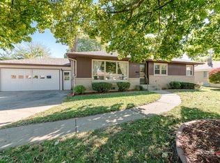 2730 Carlton Ave NE, Grand Rapids, MI 49505