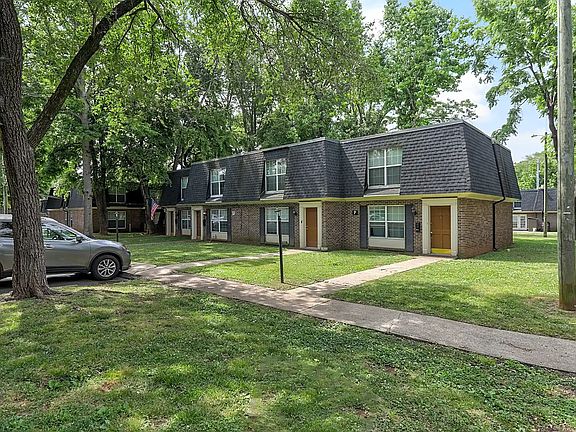 2nd image of 1315 E Castle St #03852fbe6
