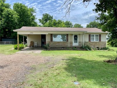 1904 S Knoxville Ave, Russellville, AR, 72802