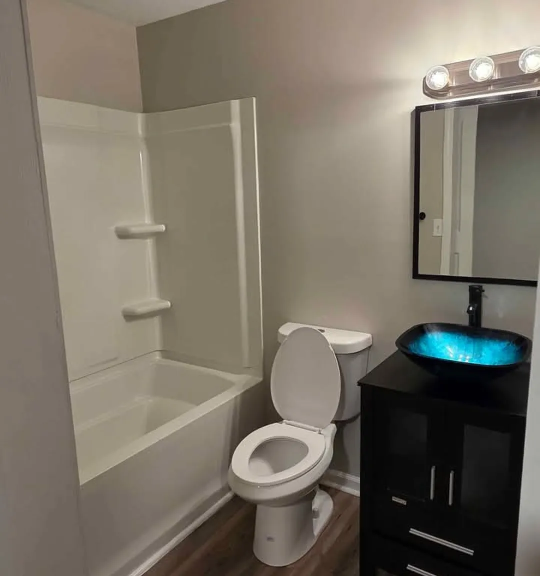122 Sheppard St — Photo 3
