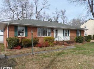 119 N Plains Dr, Petersburg, VA 23805