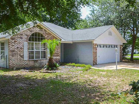 3rd image of 5999 Savannah Dr