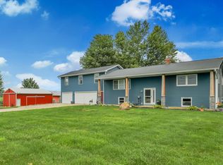 8720 N Cochran Rd, Grand Ledge, MI 48837
