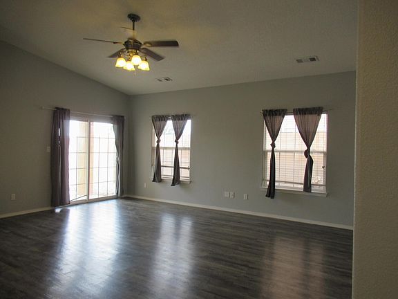 4th image of 5527 Mansfield Pl NW