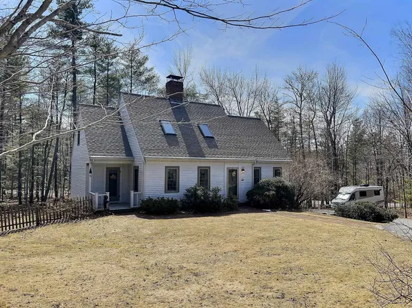 229 Page Road, New London, NH 03257