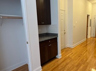 3513 N Halsted St #2FF, Chicago, IL 60657