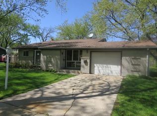 2824 Harrison St, Glenview, IL