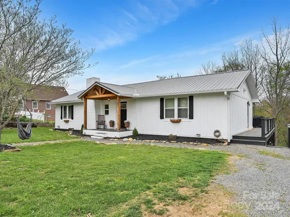 751 Queentown Rd, Canton, NC 28716