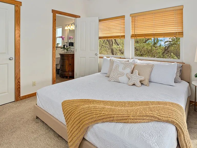 68 Awaiku St #B — Photo 11