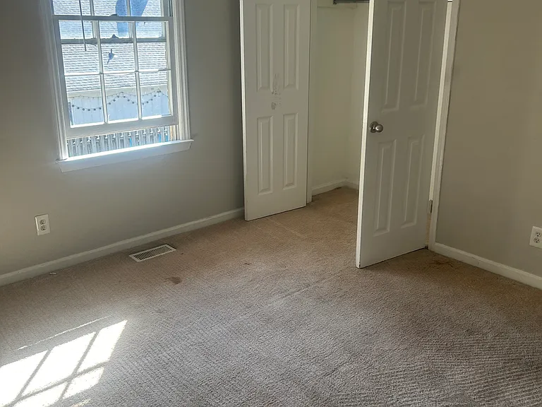 132D Oakmont Dr #D — Photo 7