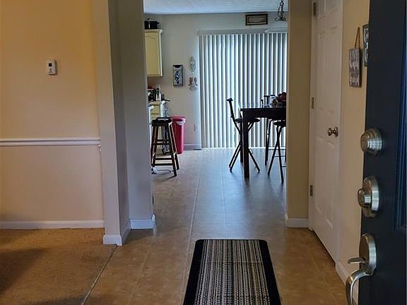 4th image of 112 Pleasant Chase Cir