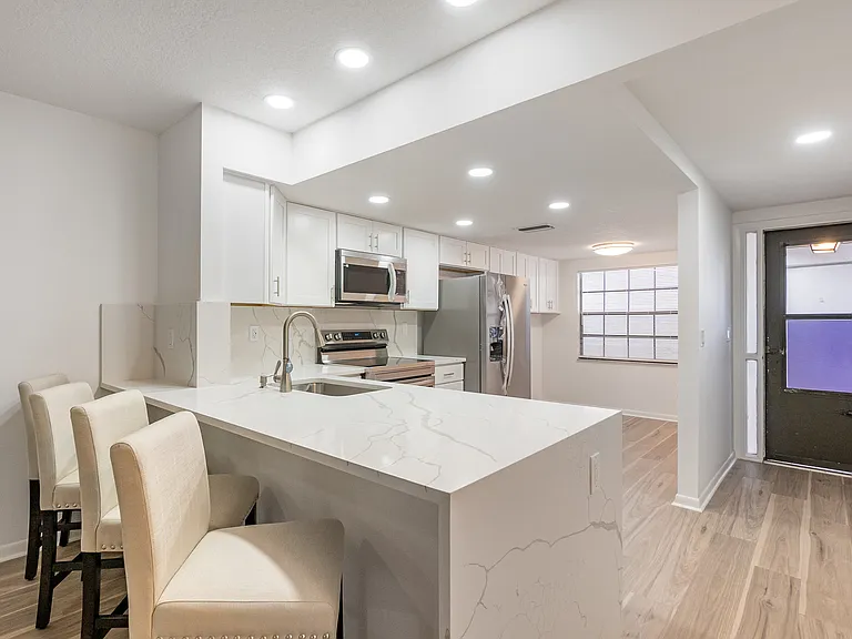 255 Paradise Blvd #11 — Photo 9