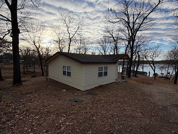 3rd image of 2229 Hart Cove Dr