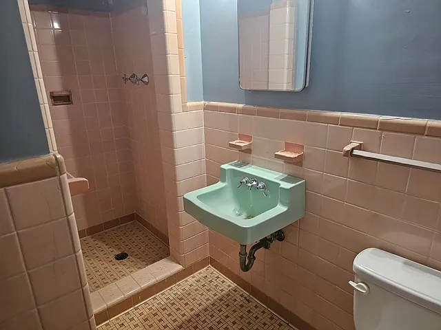 3708 Princeton Rd — Photo 5